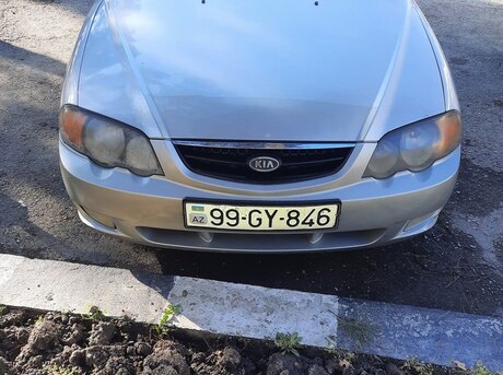 Kia Shuma 2003