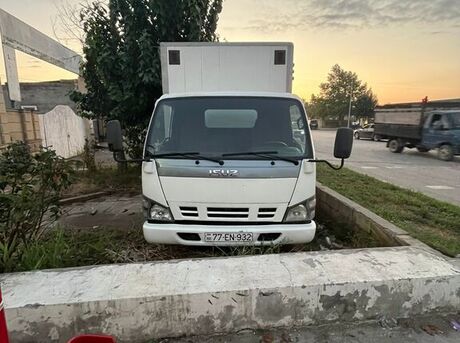 Isuzu  2005
