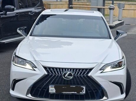 Lexus ES 200 2022