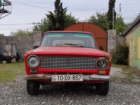 LADA (VAZ) 21011 1981
