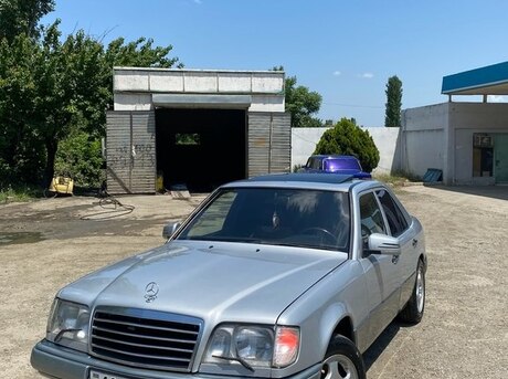 Mercedes E 300 d 1995