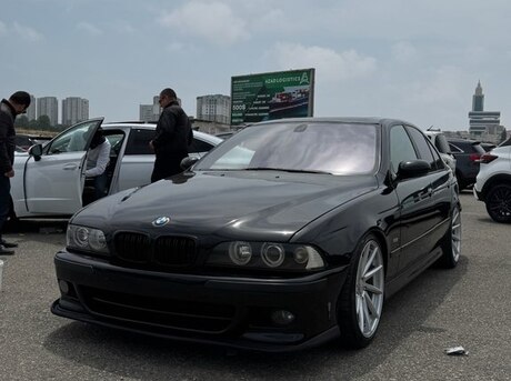 BMW 525 2001