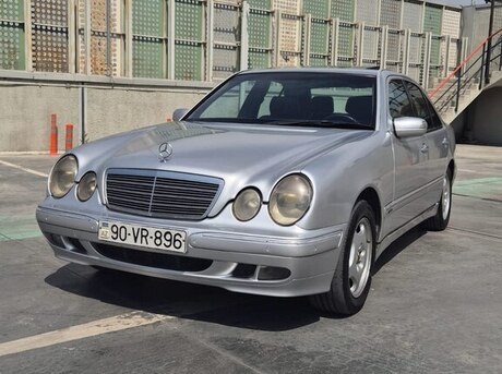 Mercedes E 320 2001