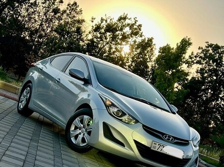 Hyundai Avante 2015