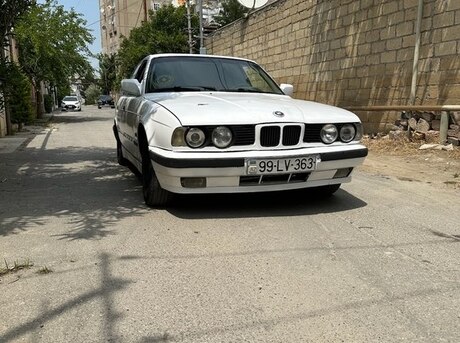 BMW 525 1990
