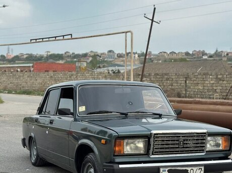 LADA (VAZ) 2107