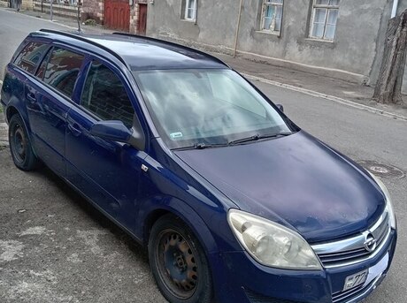 Opel Astra 2008