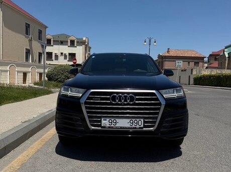Audi Q7 2015