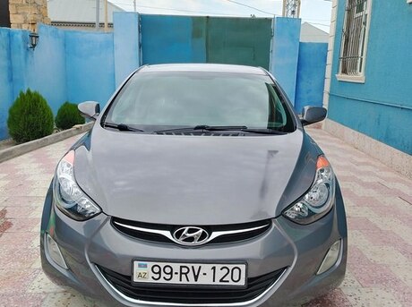 Hyundai Elantra 2013
