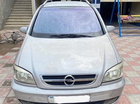 Opel Zafira 2004