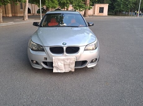 BMW 525