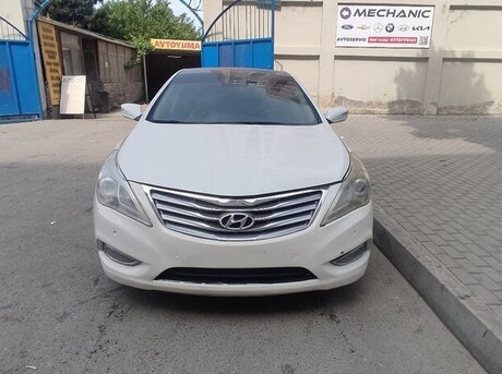 Hyundai Azera 2011