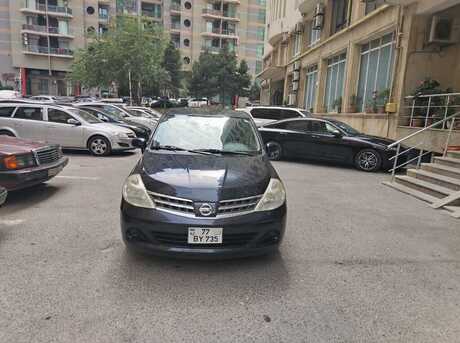 Nissan Tiida 2012