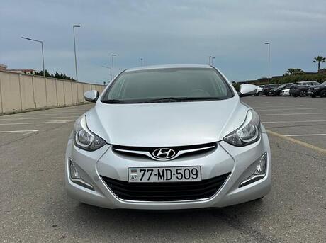 Hyundai Elantra 2015