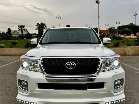 Toyota Land Cruiser 2012