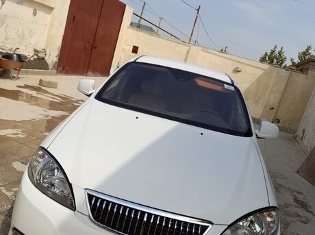 Daewoo Gentra 2014