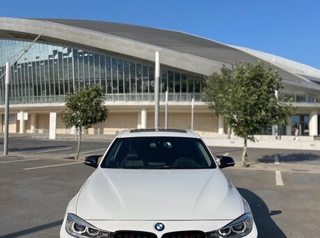 BMW 328 2012
