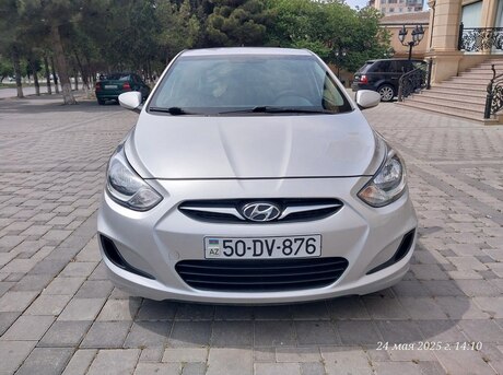 Hyundai Accent 2012