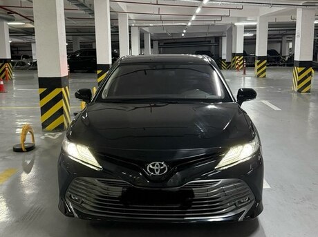 Toyota Camry 2018