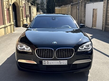 BMW 760 2013