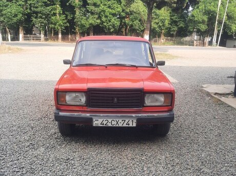 LADA (VAZ) 2107 2000