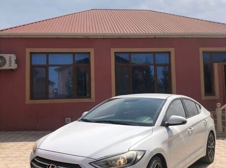 Hyundai Avante 2016