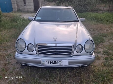 Mercedes E 240 1998