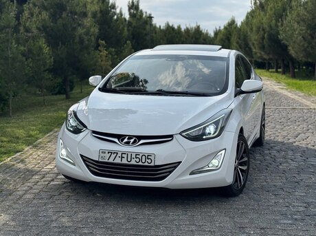 Hyundai Elantra 2012