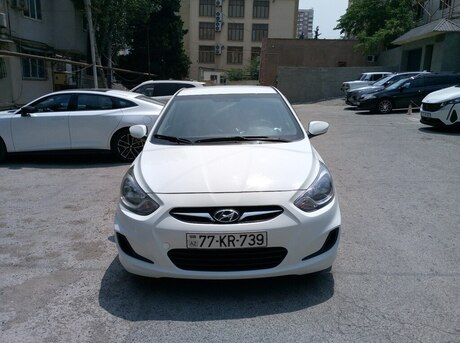 Hyundai Accent 2014