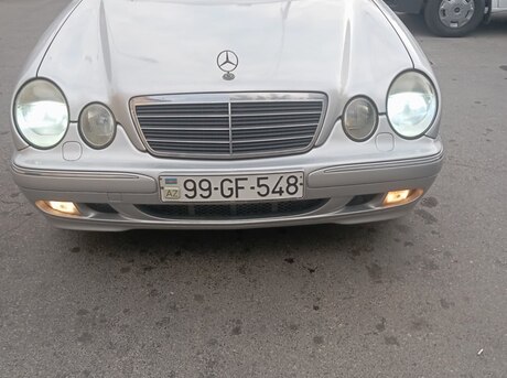 Mercedes E 220 d 2000