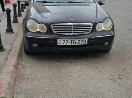 Mercedes C 240