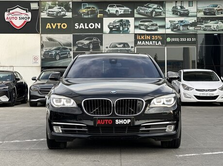 BMW 750 2013