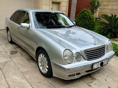 Mercedes E 220 d 2000