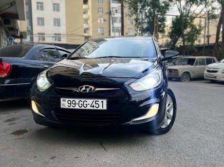 Hyundai Accent 2011