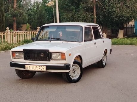 LADA (VAZ) 2107 2003