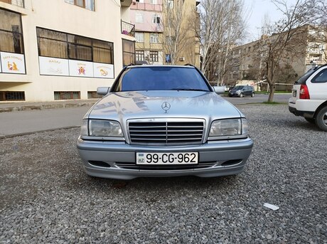 Mercedes C 220 d 2000