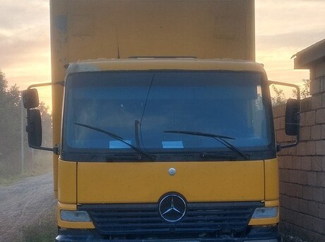 Mercedes Atego 815 2000