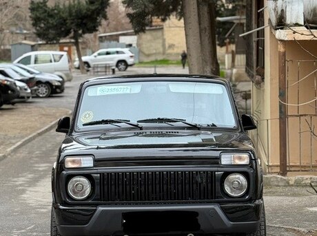 LADA (VAZ) Niva 2025