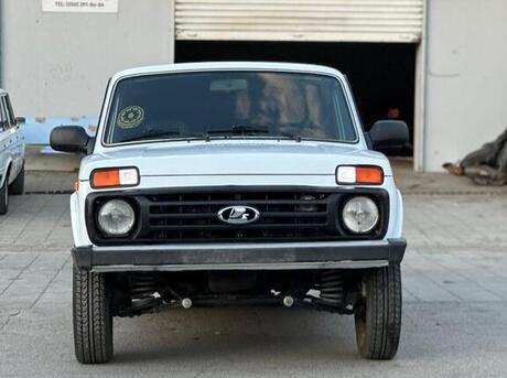 LADA (VAZ) Niva 2008
