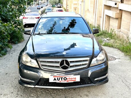 Mercedes C 250