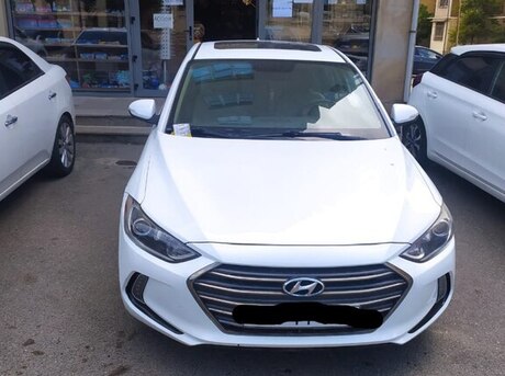 Hyundai Elantra 2016
