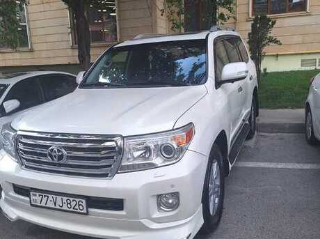 Toyota Land Cruiser 2013