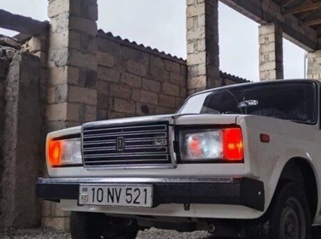 LADA (VAZ) 2107