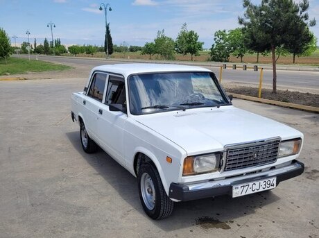 LADA (VAZ) 2107 2000