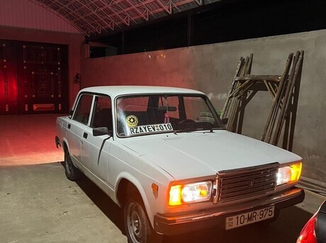 LADA (VAZ) 2107 2004