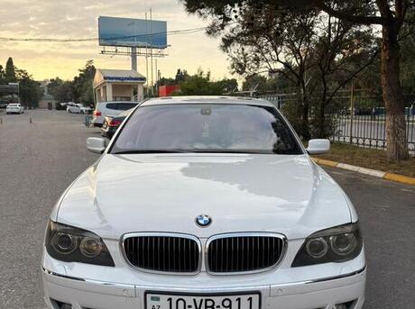 BMW 750 2007