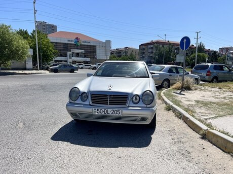 Mercedes E 240 1998