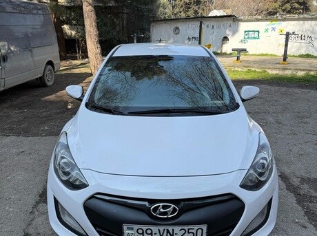Hyundai i30 2013