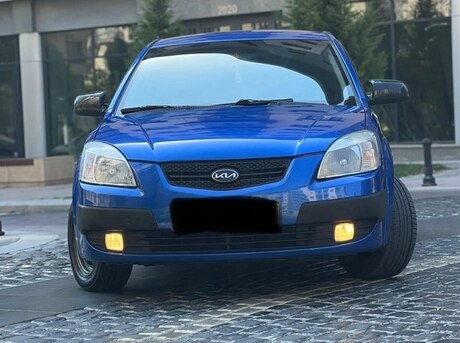 Kia Rio 2005