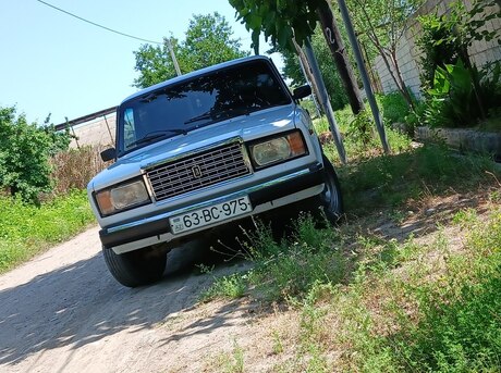 LADA (VAZ) 2107 2004